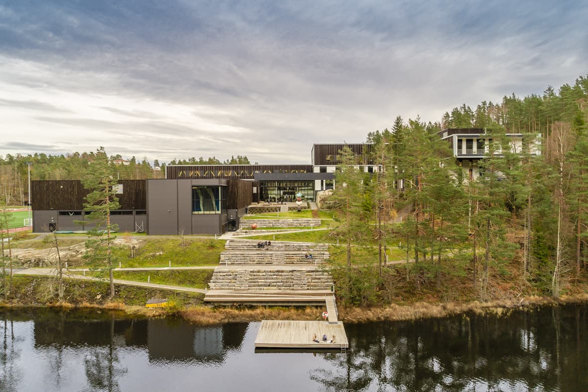 Arkitekttegning av nye Tvedestrand VGS